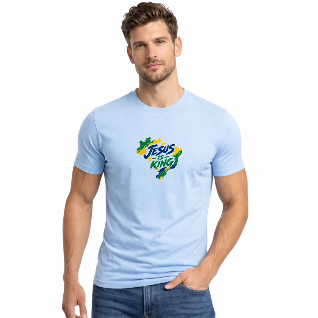 Camiseta Masculina Jesus is King Brasil
