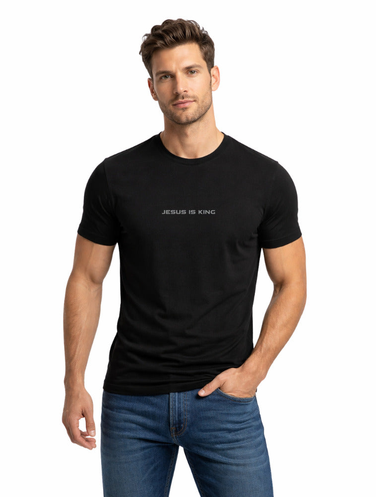 Camiseta Masculina Jesus is King